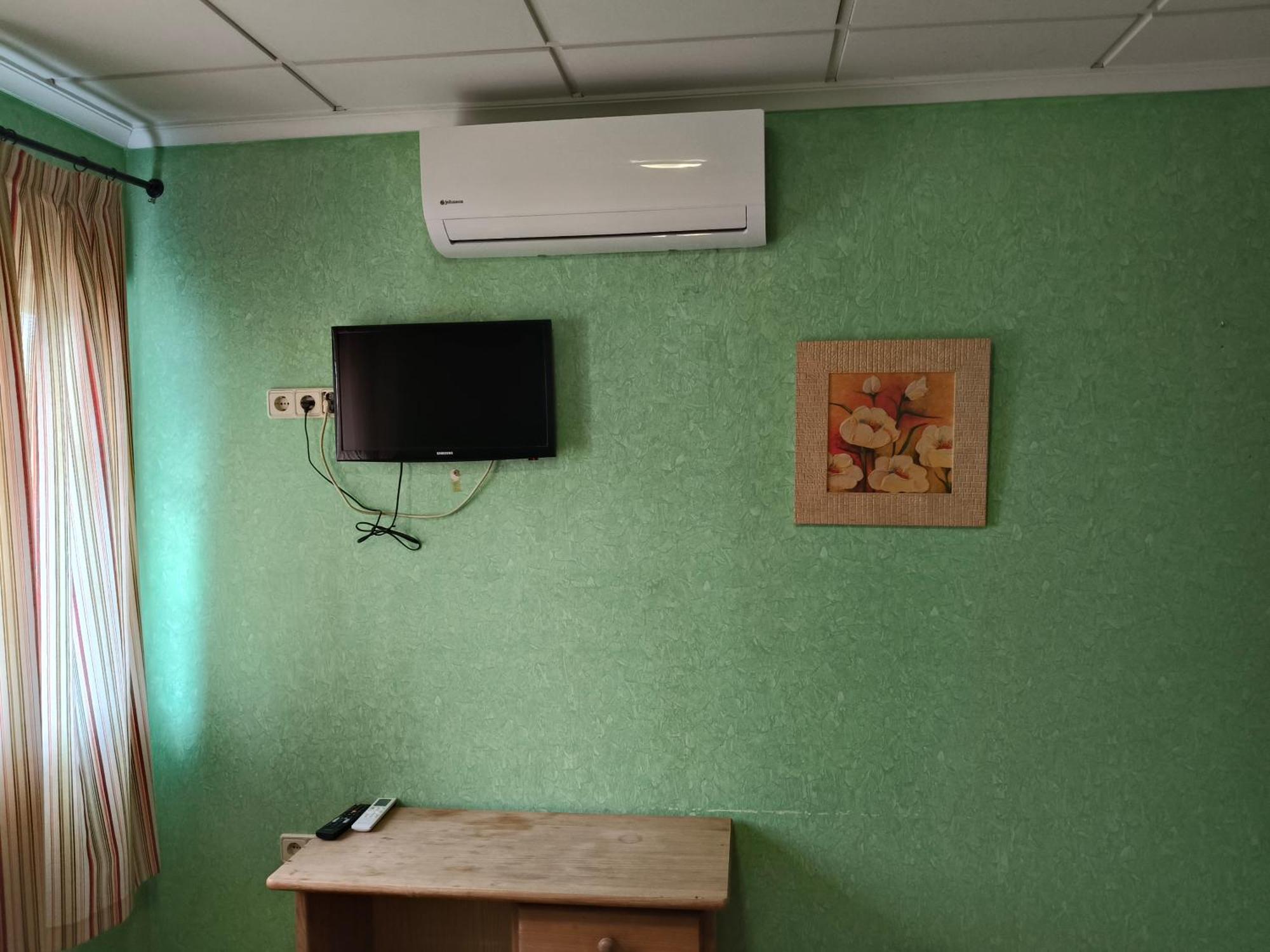 Barrio de San Carlos Hostal Restaurante San Carlos מראה חיצוני תמונה